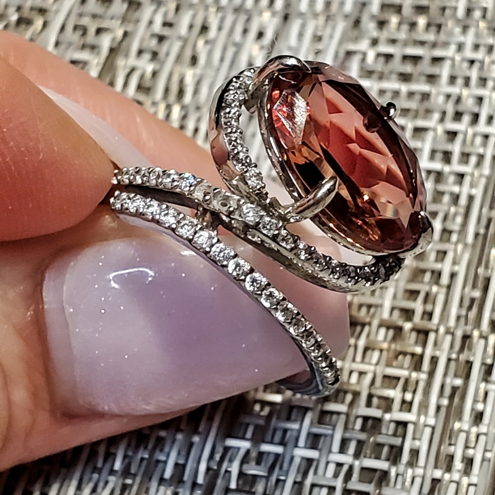 Gemstone ring